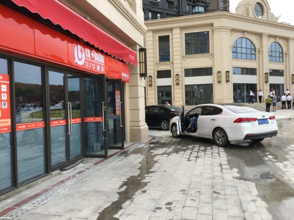 独栋餐饮商业 临街十字路口 有停车位-搜狐焦点