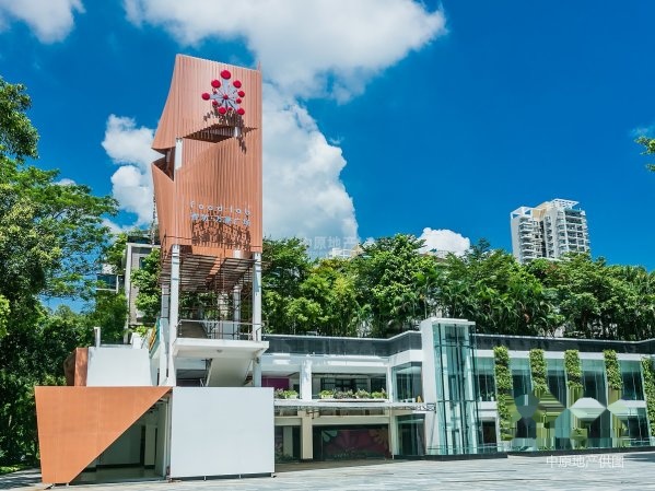 东海万豪 带100平后花园 私家小洋房 采光不错