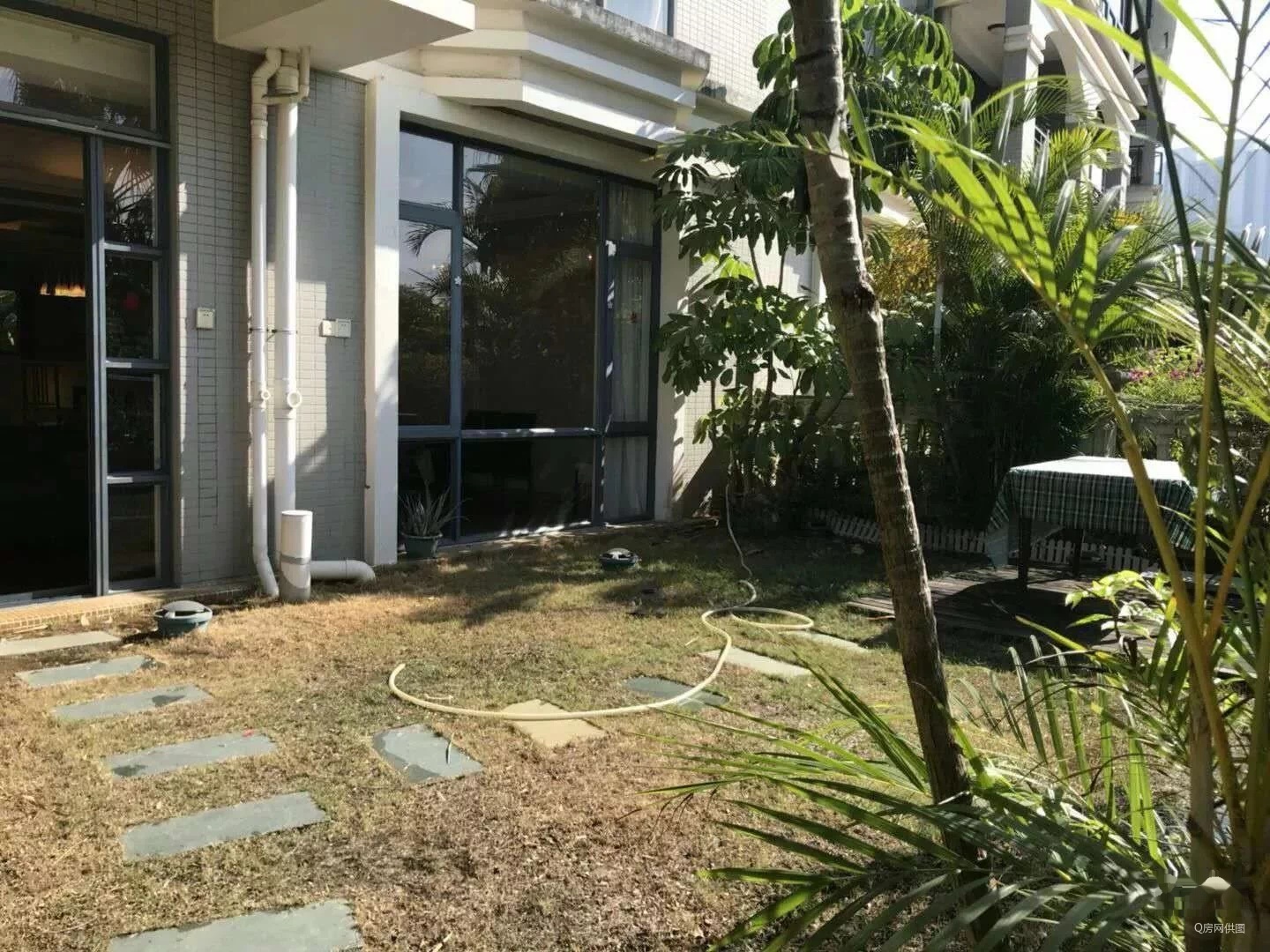 蟠龙玫瑰园二期山水南海花园带150平大别墅2个别墅一线临海问题私家图片