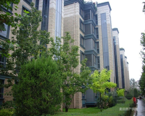 山水蓝维+花园洋房社区+一层带100平花园+适