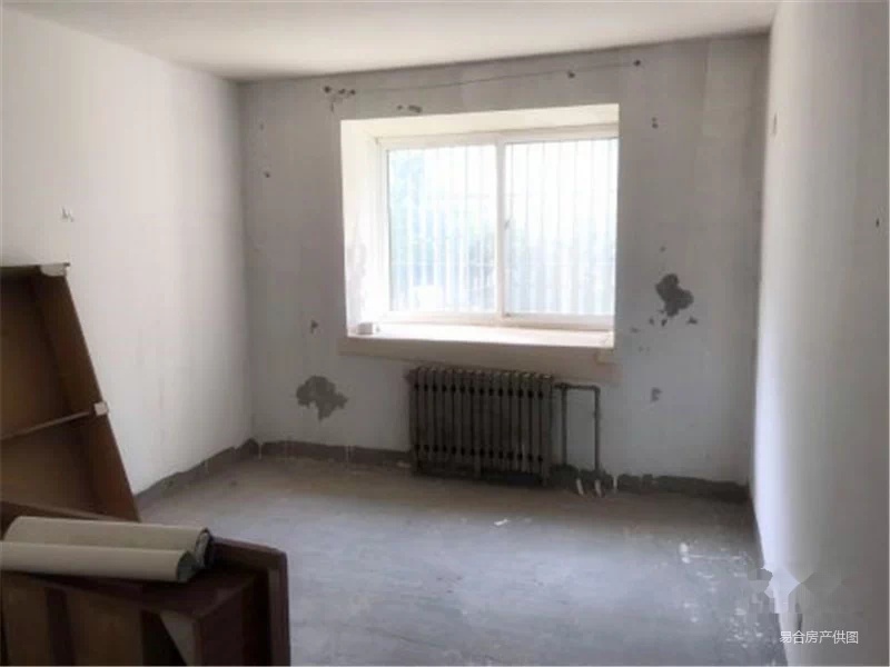 颖泽州+70平米地下跃层+20平米小院+有钥匙!