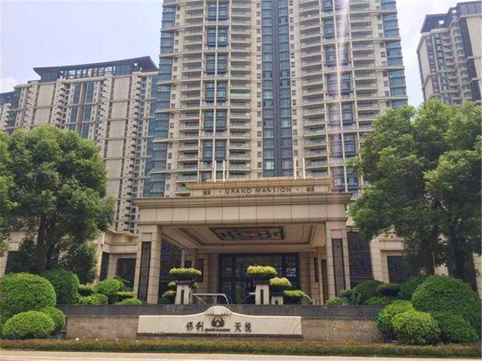 保利天悦 南向高层 望广州一线江边美景 享安静典雅生活 琶洲
